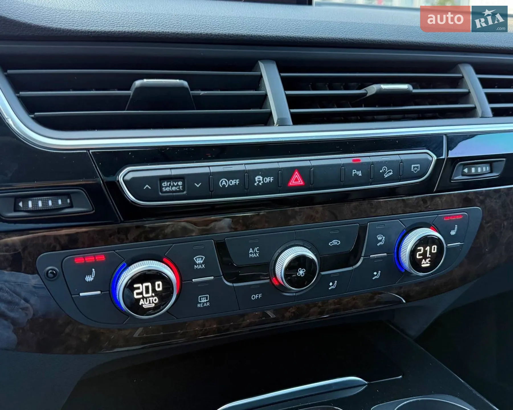 2018 Audi Q7 - мініатюра 26