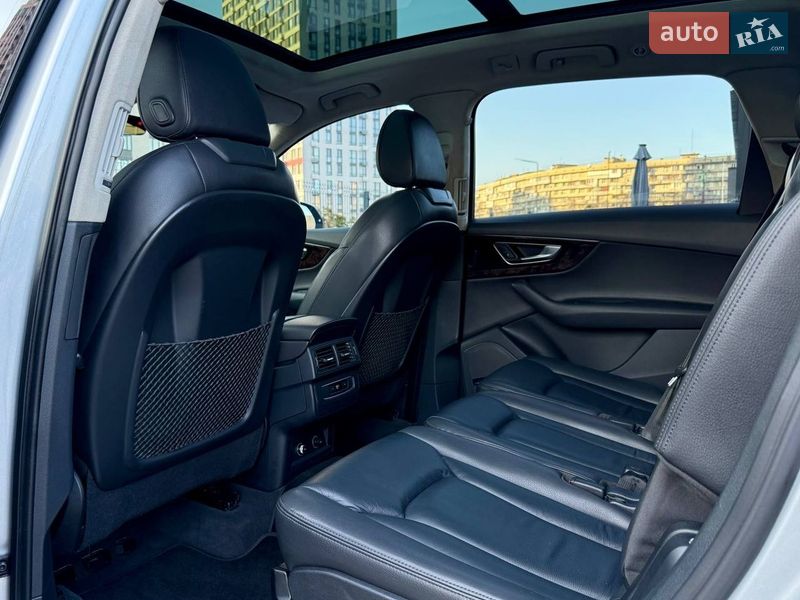 Внедорожник / Кроссовер Audi Q7 2018 в Киеве