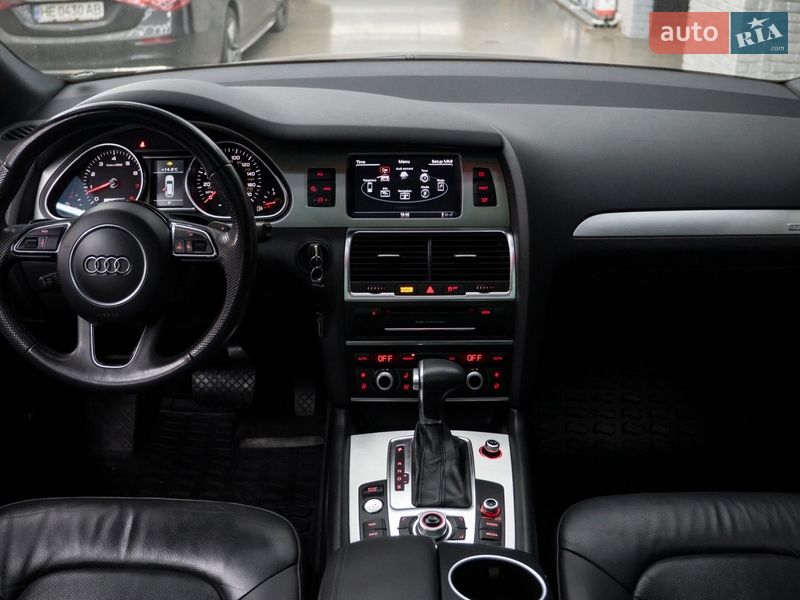 Внедорожник / Кроссовер Audi Q7 2015 в Киеве