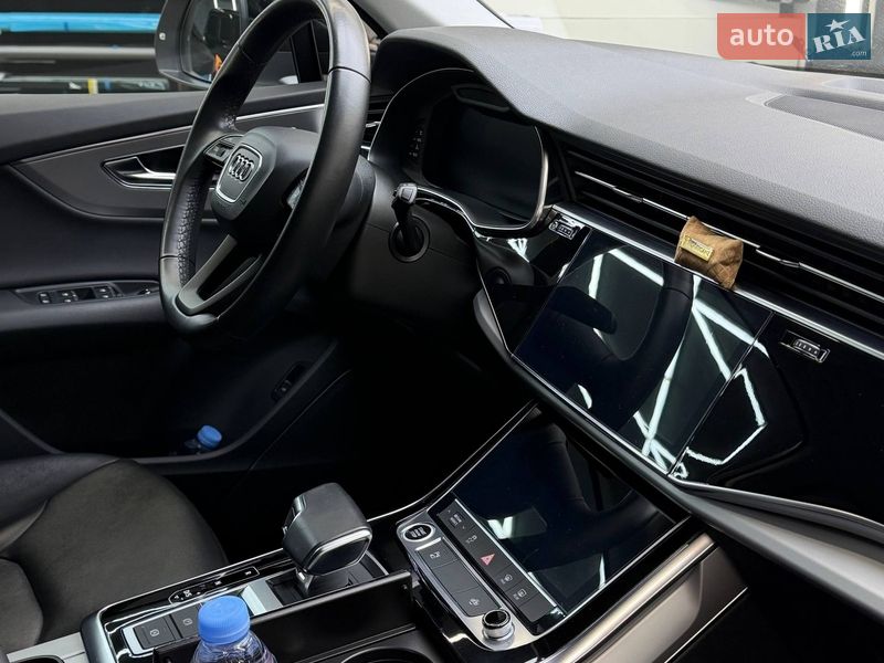 Внедорожник / Кроссовер Audi Q7 2021 в Днепре