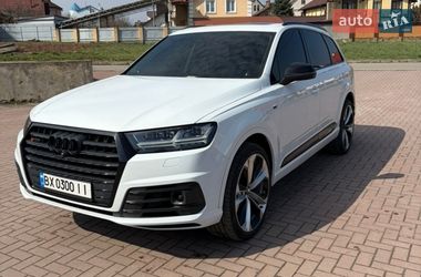 Внедорожник / Кроссовер Audi Q7 2017 в Хмельницком