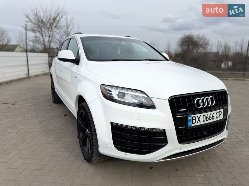 Внедорожник / Кроссовер Audi Q7 2015 в Шепетовке