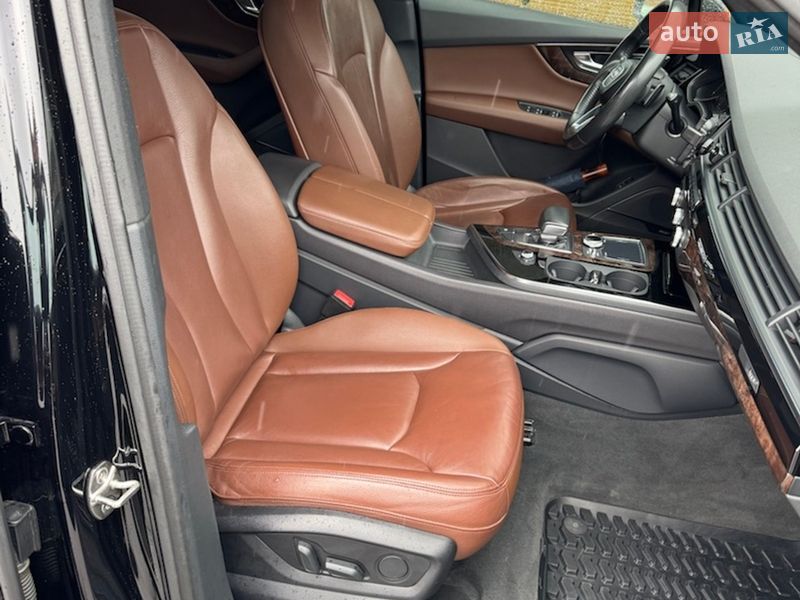 Внедорожник / Кроссовер Audi Q7 2017 в Киеве