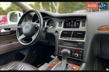 Позашляховик / Кросовер Audi Q7 2015 в Дрогобичі