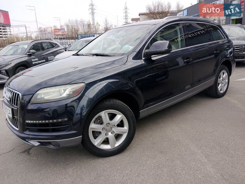 Внедорожник / Кроссовер Audi Q7 2011 в Киеве