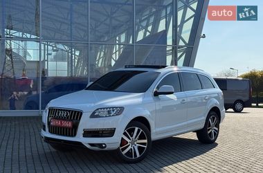 Позашляховик / Кросовер Audi Q7 2014 в Ужгороді