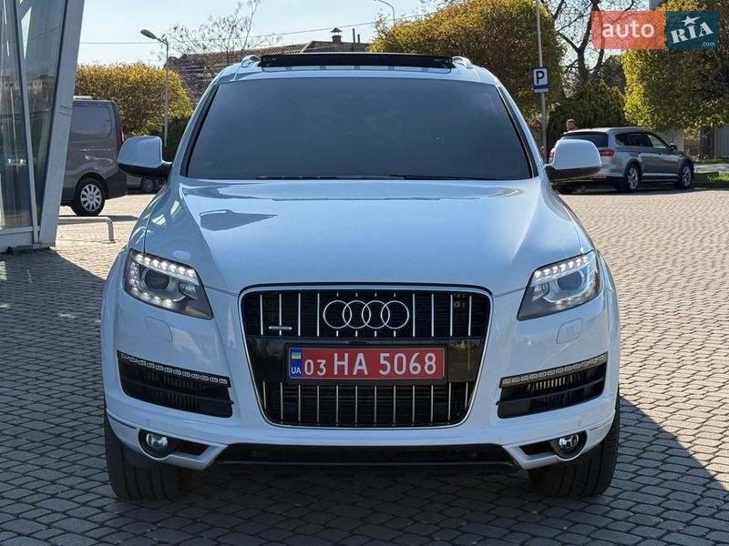 Позашляховик / Кросовер Audi Q7 2014 в Ужгороді