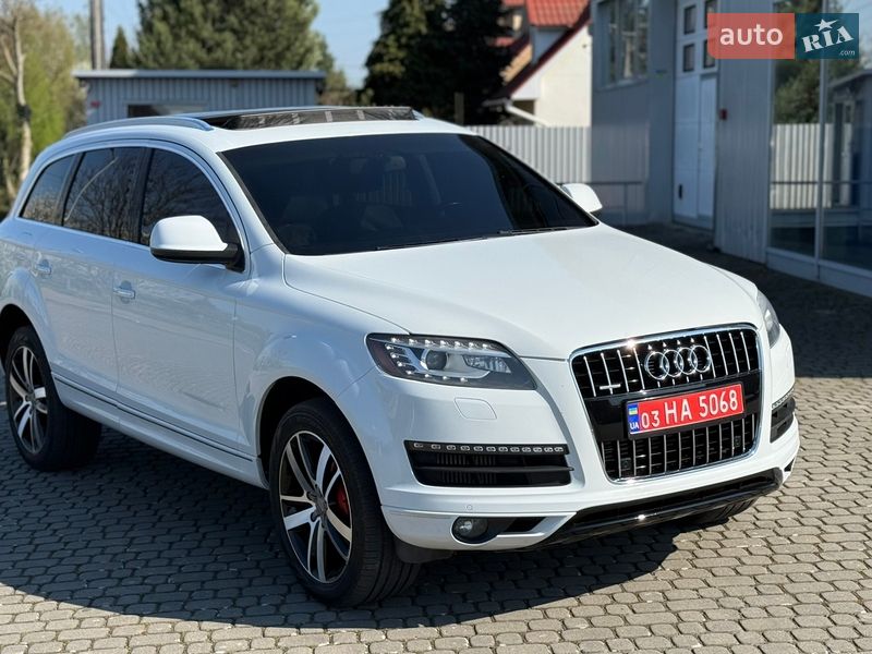 Внедорожник / Кроссовер Audi Q7 2014 в Ужгороде