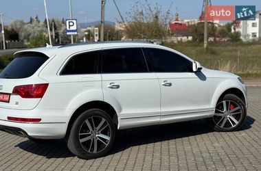 Позашляховик / Кросовер Audi Q7 2014 в Ужгороді