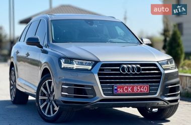 Внедорожник / Кроссовер Audi Q7 2017 в Хусте