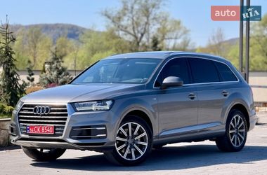 Позашляховик / Кросовер Audi Q7 2017 в Хусті