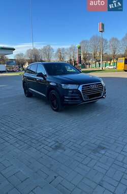 Позашляховик / Кросовер Audi Q7 2016 в Житомирі