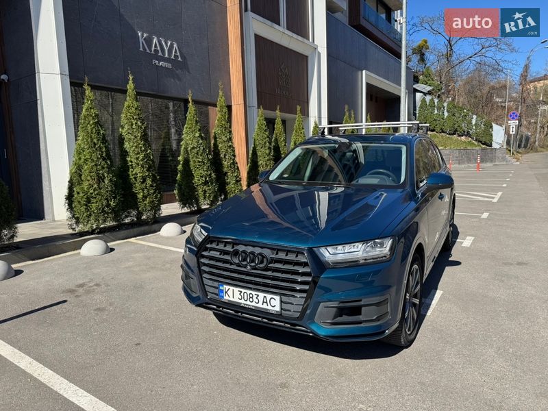 Внедорожник / Кроссовер Audi Q7 2017 в Киеве