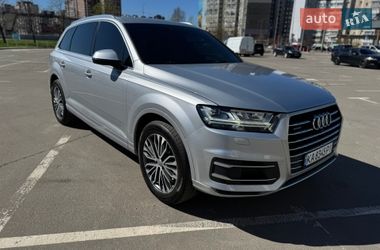 Позашляховик / Кросовер Audi Q7 2017 в Києві