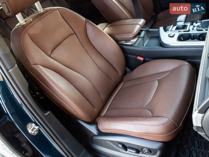 Позашляховик / Кросовер Audi Q7 2017 в Львові