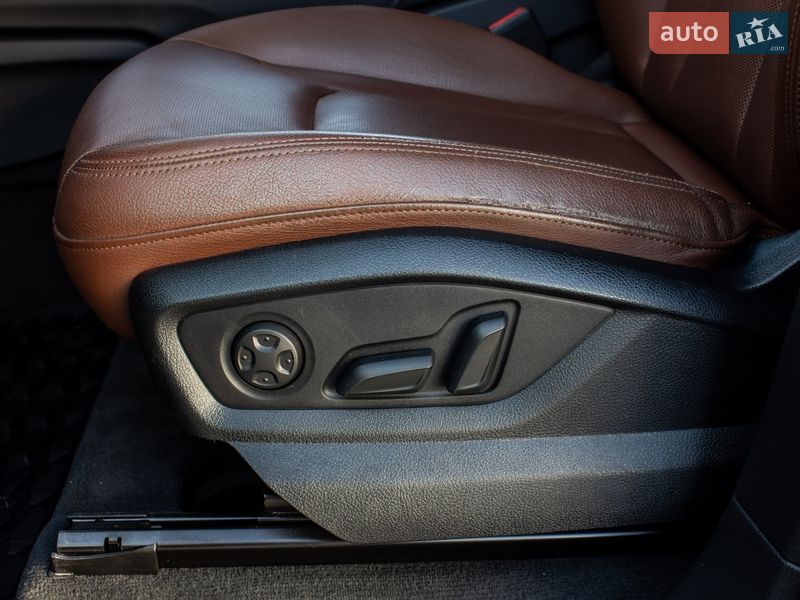 Позашляховик / Кросовер Audi Q7 2017 в Львові