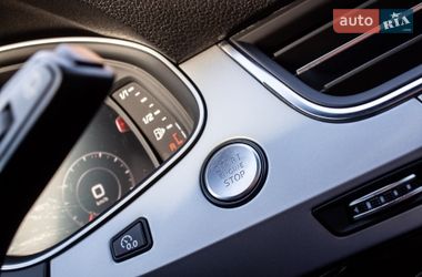 Позашляховик / Кросовер Audi Q7 2017 в Львові
