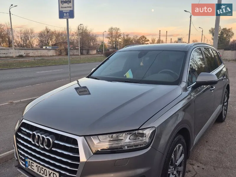 Audi Q7 2018 VIN WA1LHAF79JD030876 фото оголошення 19 з 65