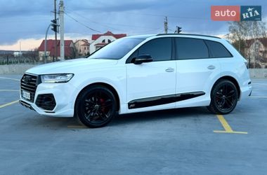 Позашляховик / Кросовер Audi Q7 2016 в Тернополі