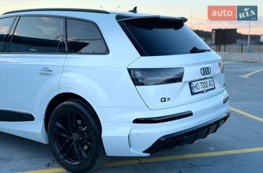 Позашляховик / Кросовер Audi Q7 2016 в Тернополі