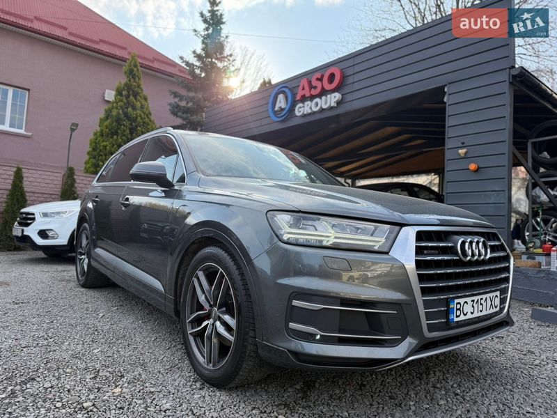 Внедорожник / Кроссовер Audi Q7 2017 в Львове