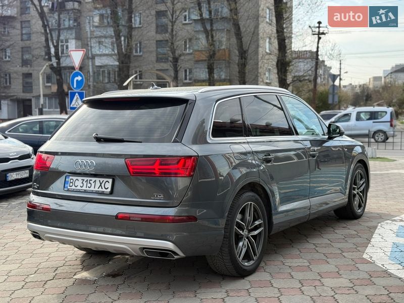 Внедорожник / Кроссовер Audi Q7 2017 в Львове