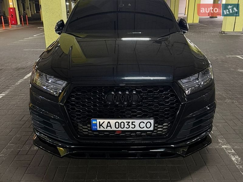 Внедорожник / Кроссовер Audi Q7 2018 в Киеве