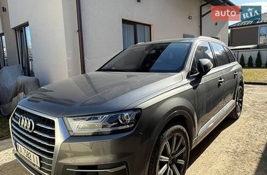 Внедорожник / Кроссовер Audi Q7 2016 в Киеве