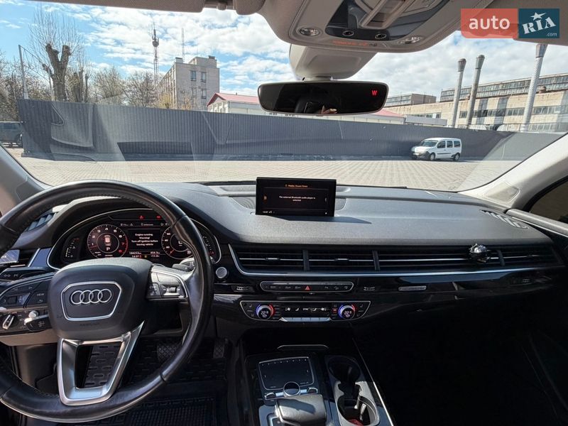 Внедорожник / Кроссовер Audi Q7 2015 в Кременчуге
