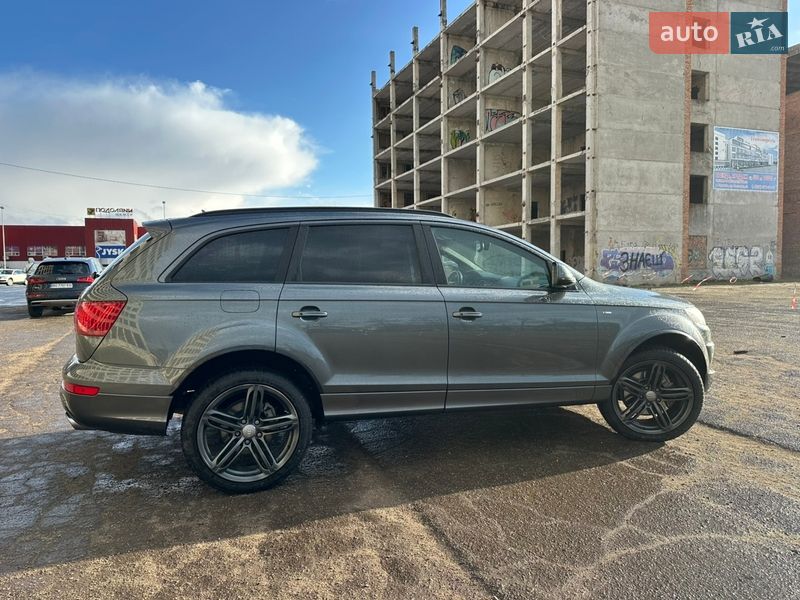 Внедорожник / Кроссовер Audi Q7 2011 в Тернополе
