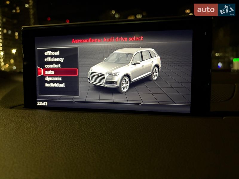 Внедорожник / Кроссовер Audi Q7 2016 в Киеве