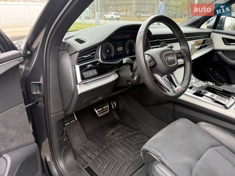 Позашляховик / Кросовер Audi Q7 2023 в Львові