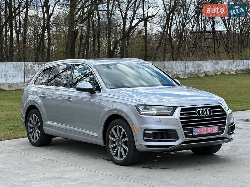 Позашляховик / Кросовер Audi Q7 2018 в Луцьку
