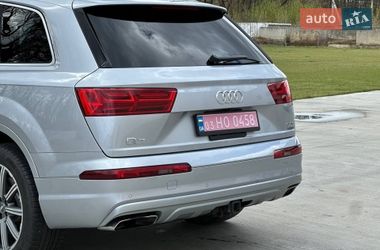 Позашляховик / Кросовер Audi Q7 2018 в Луцьку
