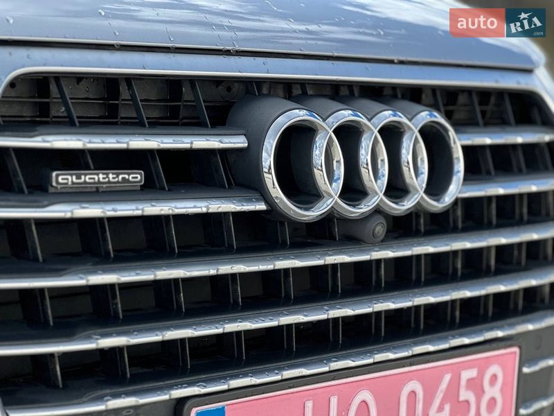 Позашляховик / Кросовер Audi Q7 2018 в Луцьку