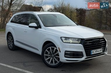 Позашляховик / Кросовер Audi Q7 2016 в Києві