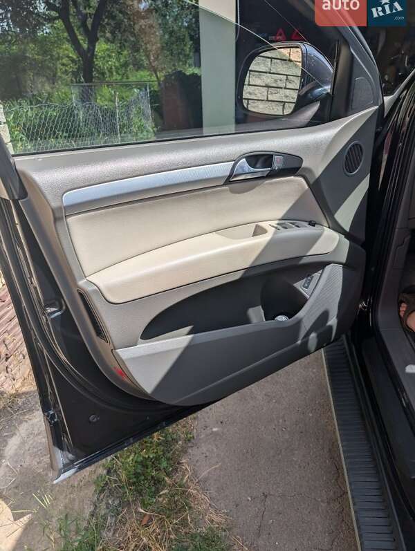Внедорожник / Кроссовер Audi Q7 2008 в Залещиках