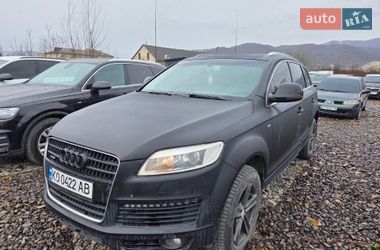 Внедорожник / Кроссовер Audi Q7 2006 в Хусте