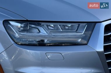 Внедорожник / Кроссовер Audi Q7 2017 в Мукачево