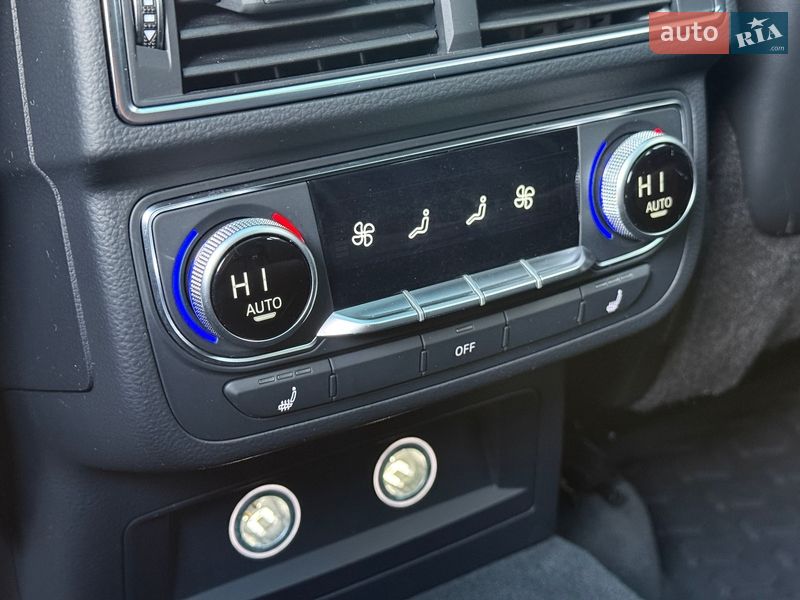 Внедорожник / Кроссовер Audi Q7 2017 в Мукачево