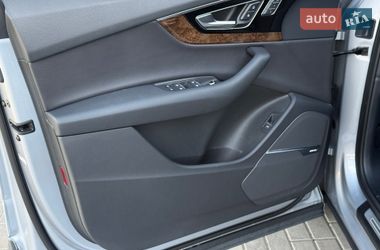 Внедорожник / Кроссовер Audi Q7 2017 в Мукачево