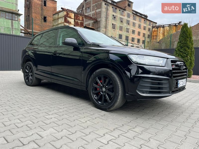 Позашляховик / Кросовер Audi Q7 2017 в Львові