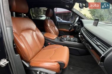 Позашляховик / Кросовер Audi Q7 2017 в Хмельницькому