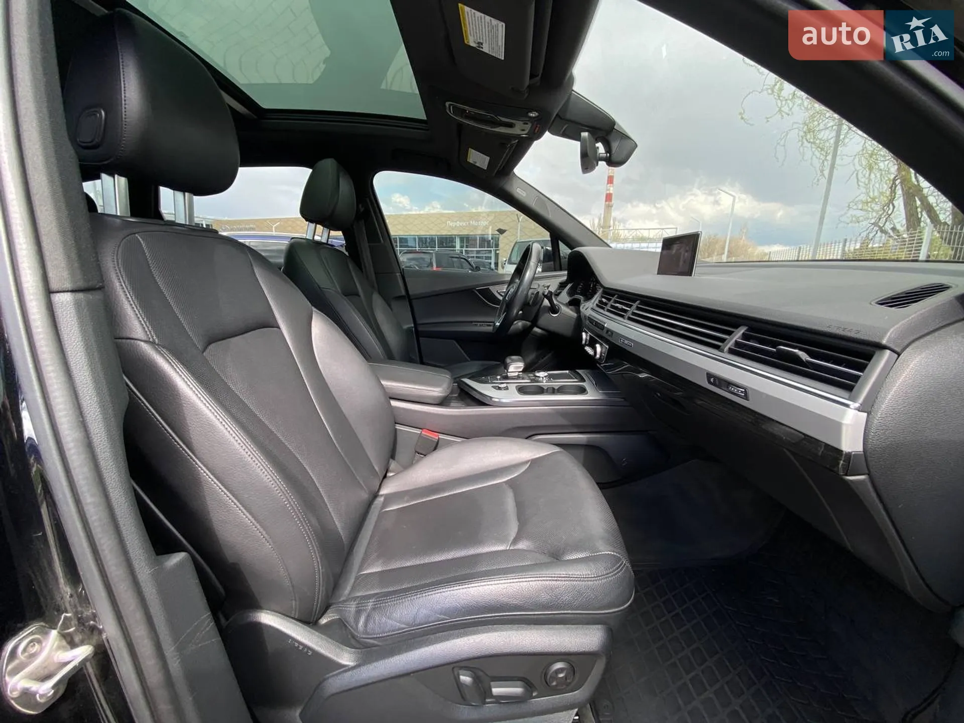 2018 Audi Q7 - мініатюра 13