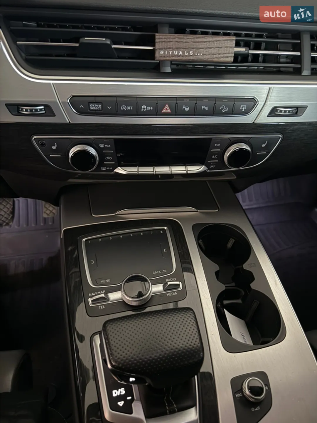 2015 Audi Q7 - мініатюра 20