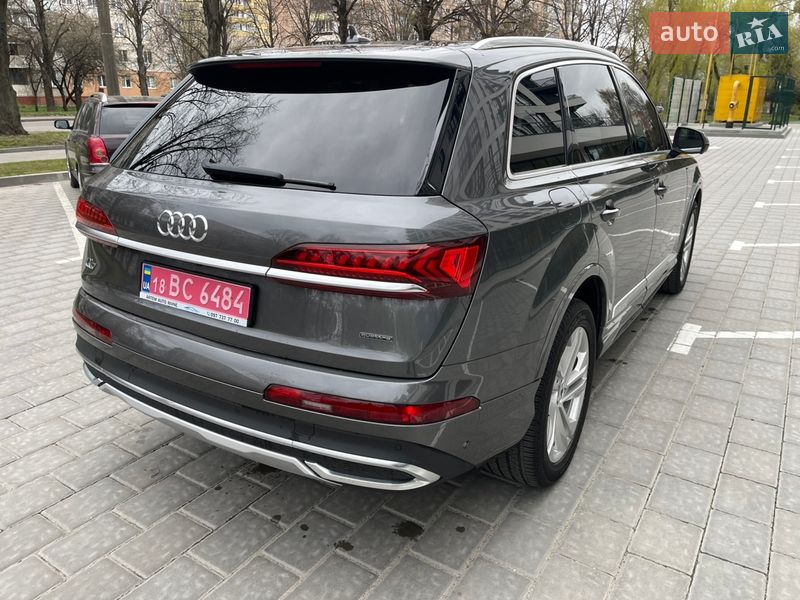 Внедорожник / Кроссовер Audi Q7 2021 в Ровно