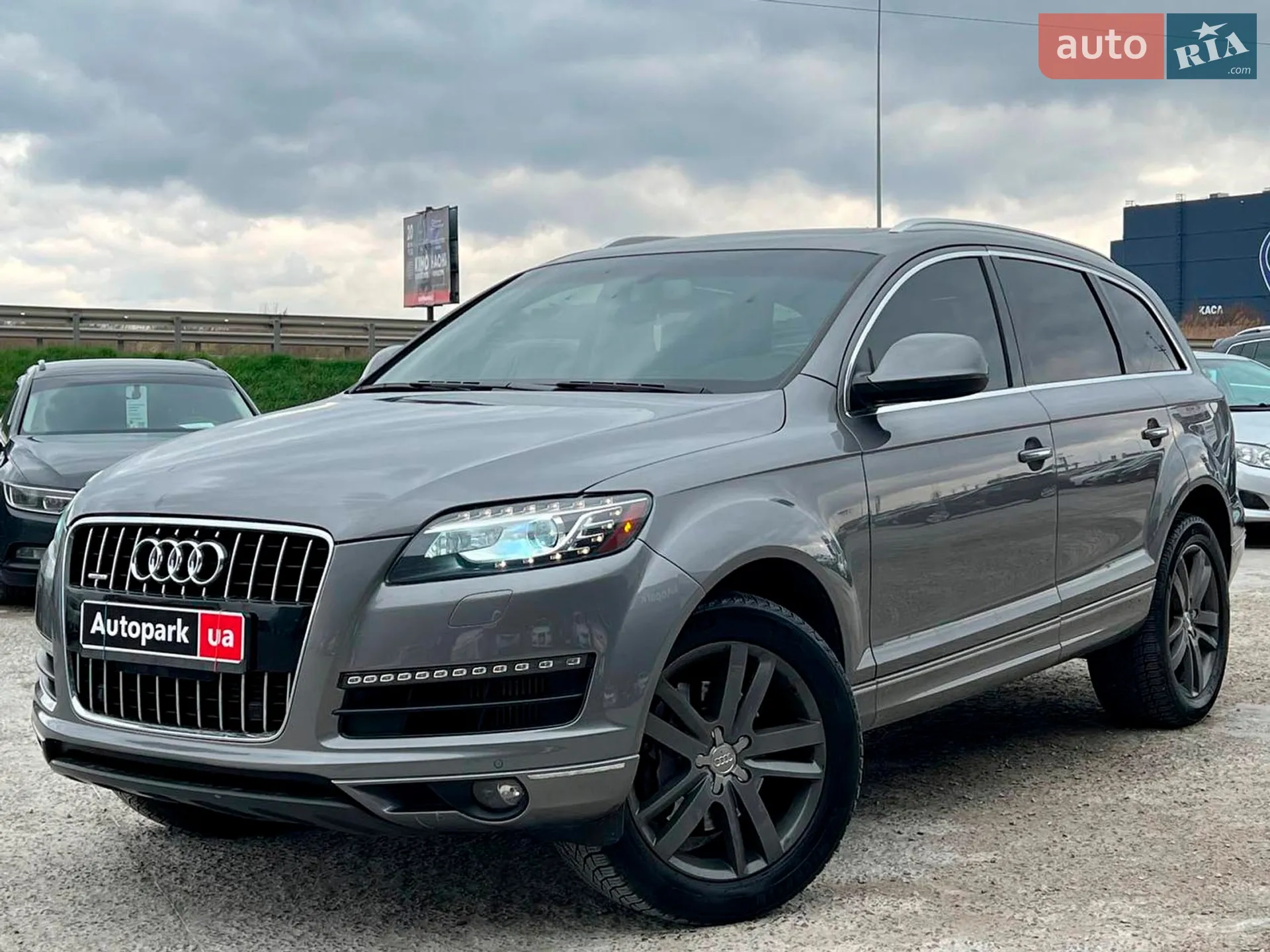 2010 Audi Q7 - фото 1