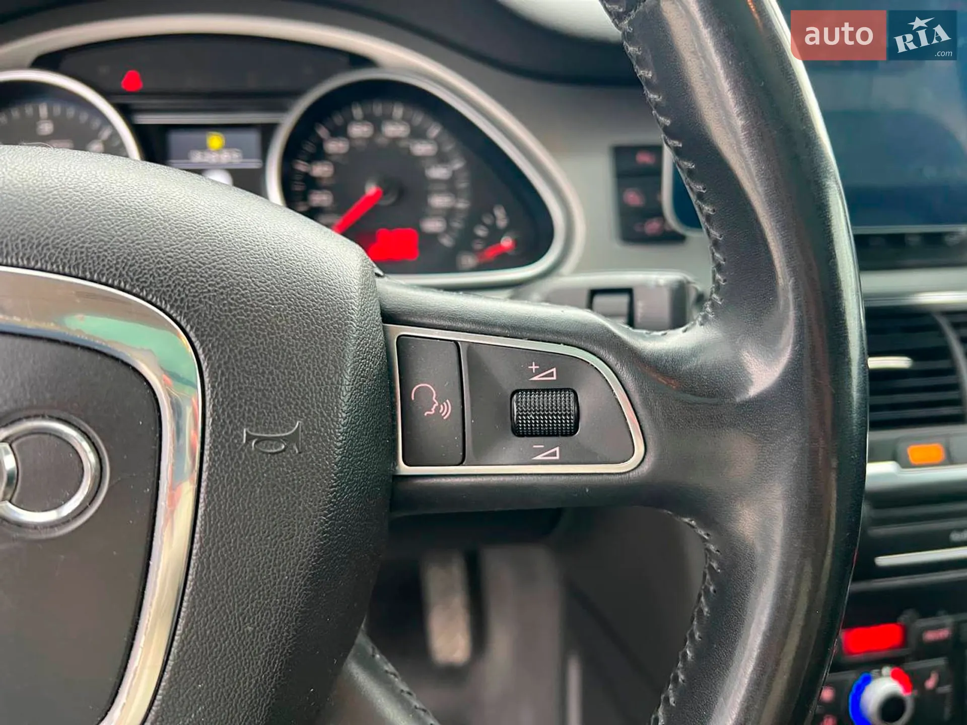 2010 Audi Q7 - мініатюра 26