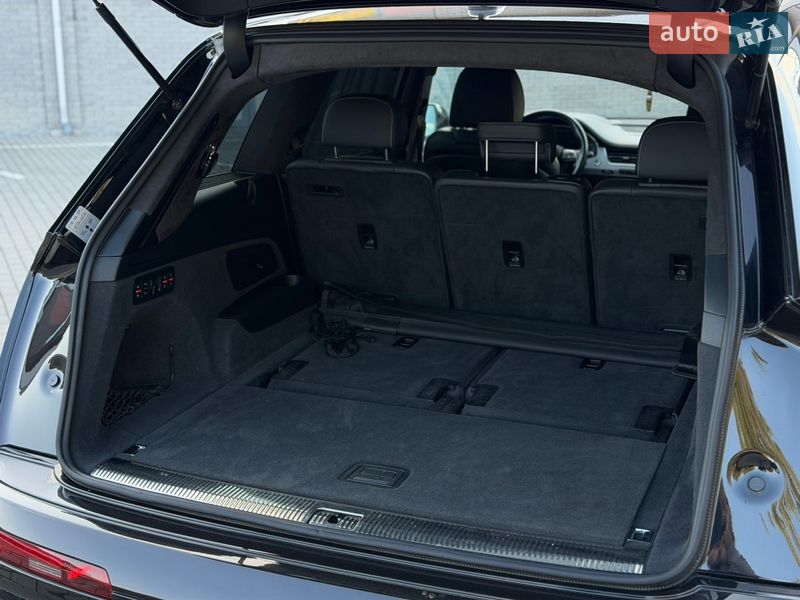 Позашляховик / Кросовер Audi Q7 2016 в Рівному фото 30 Позашляховик / Кросовер Audi Q7 2016 в Рівному