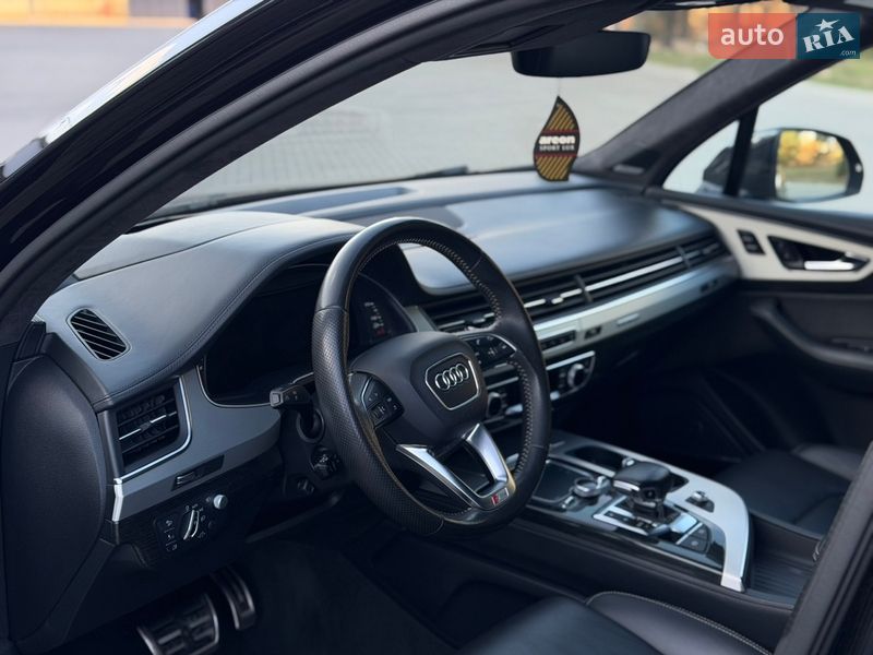 Позашляховик / Кросовер Audi Q7 2016 в Рівному фото 49 Позашляховик / Кросовер Audi Q7 2016 в Рівному